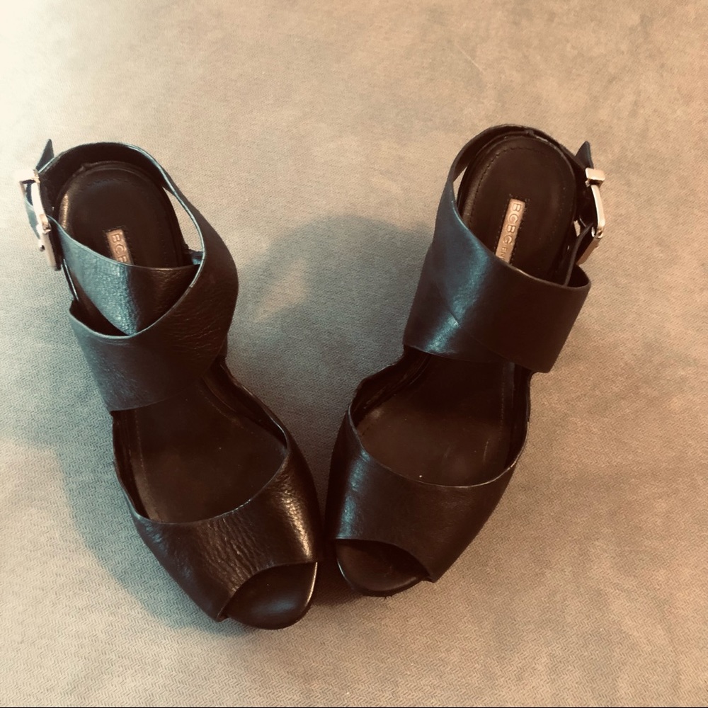 BCBG genuine leather black wedge shoes.See photos for wear.Double strap,open toe - Picture 2 of 11